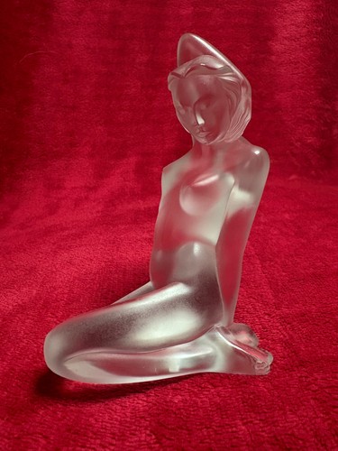Lalique athena kneeling - lalique, “athena”