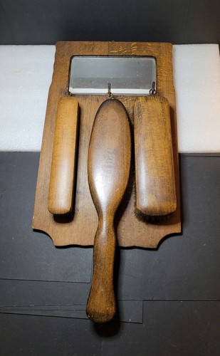 Vintage wooden wall hanging - wooden,