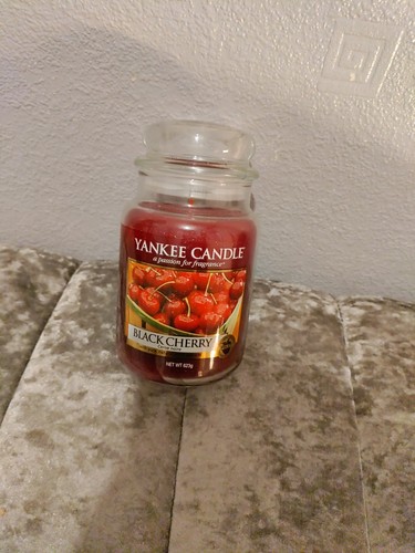 Yankee candle black cherry - candle,