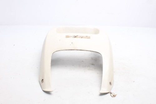 Windscreen spoiler attachment