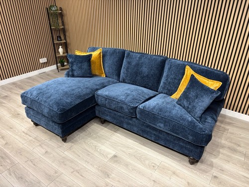 Laura ashley heritage - laura,