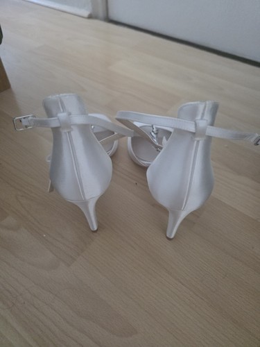 Ivory satin wedding shoes - shoes, size