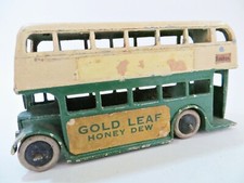 DINKY 29c 'AEC STL DOUBLE DECK BUS. GREEN/CREAM. VINTAGE. SMOOTH HUBS. RARE.