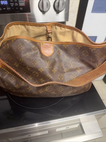 Louis vuitton bucket bag - louis,