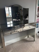 Mirrored glass dressing table