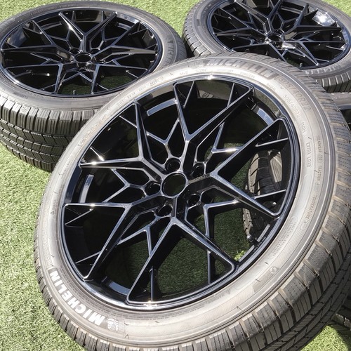 Mercedes wagon black - 22,