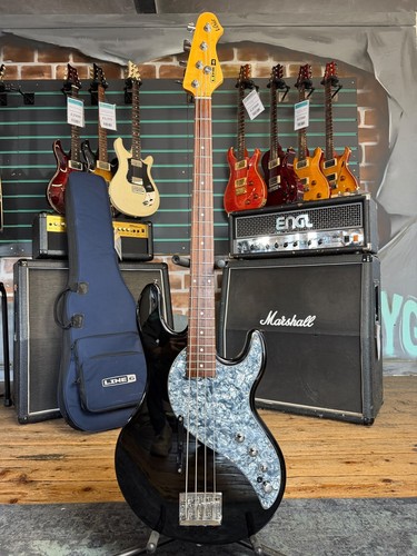 Line variax bass - bass, black