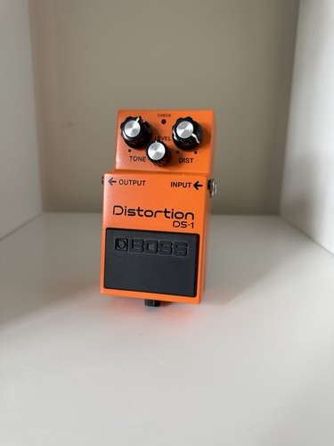 Boss ds1 distortion guitar - distortion,