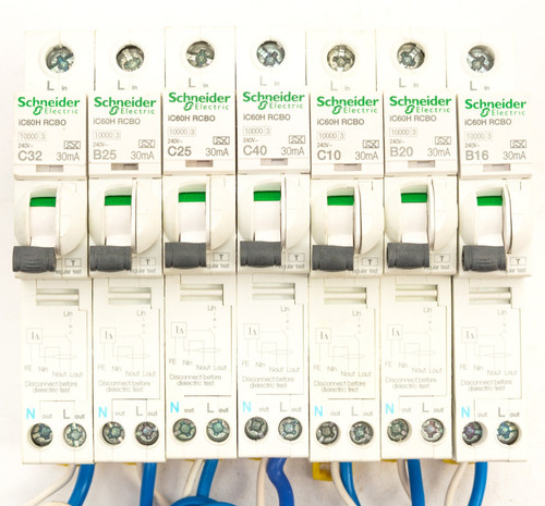 Schneider acti ic60h rcbo - 9,