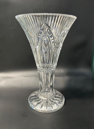 Striking waterford crystal - waterford,