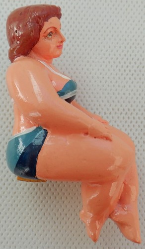 Vintage resin ornament shelf - ornament,