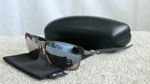 Oakley titanium carbon tinfoil - carbon,
