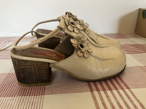 Red dead vintage - or, size