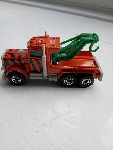 Matchbox series peterbilt tow - matchbox,