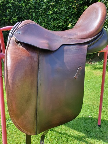 Jeremy rudge dressage saddle - jeremy,
