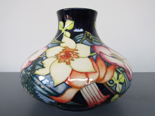 Moorcroft large vase golden - vase,