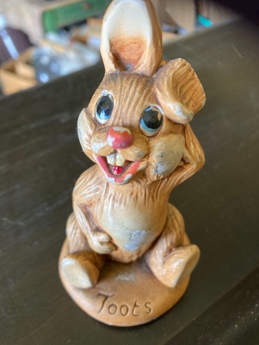 Moorcraft toots bunny hand - toots,