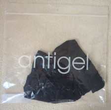 Antigel by Lise Charmel -