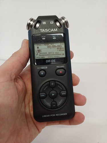 Tascam v2 portable - dr-05,