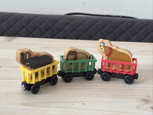 Thomas wooden railway - wooden, circus