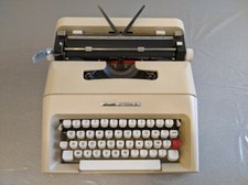 Olivetti LETTER 35 Typewriter