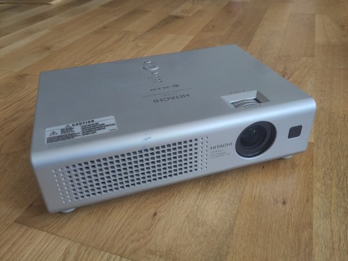 Hitachi rx61 3lcd - 3lcd, portable