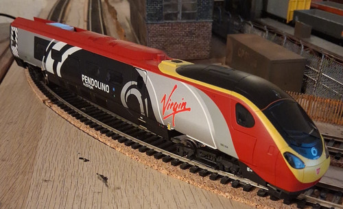 Hornby virgin alstom pendolino - virgin,