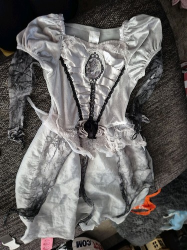 Corpse bride dress - f&f,