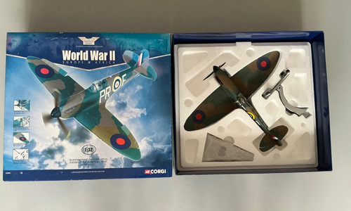 Corgi aa33901 supermarine - corgi, 1:32