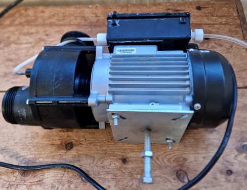 100 whirlpool bath - lx, pump