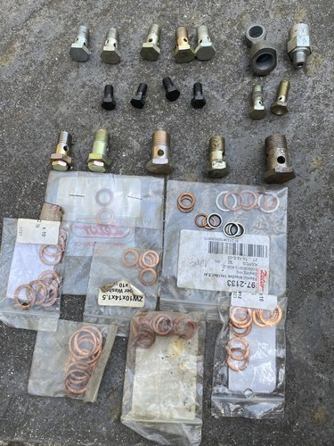 Assorted zetor fuel - fuel, banjos