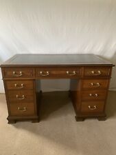 Edwardian mahogany pedestal desk