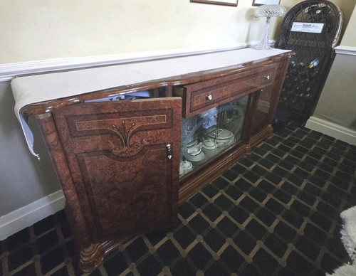 Italian walnut lacquered - walnut,