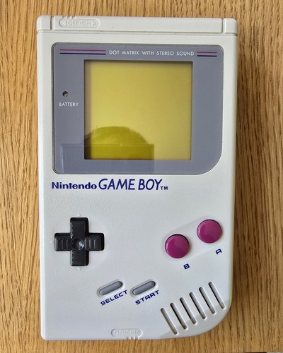 Nintendo game boy dmg01 - nintendo,
