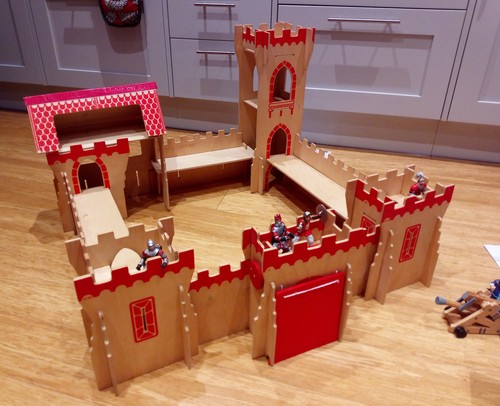 Elc plywood castle 77 - 77, x