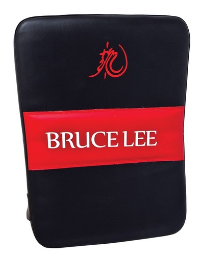 Bruce lee kick shield thai - lee,
