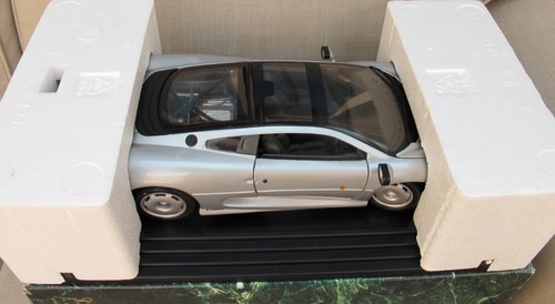 Maisto scale 1992 - maisto, jaguar