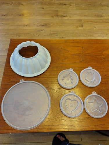 Tupperware jelly mould - tupperware,