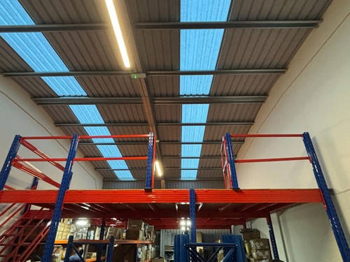 Mezzanine floor 80m 8 - mezzanine, 7.80m