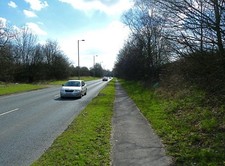 Photo A1 Cycle track alongside
