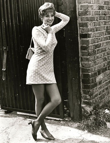Suzy kendall 5 inch - x,
