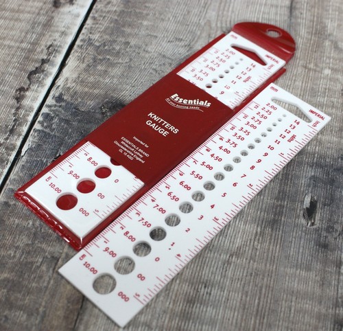 Knitting needles and pins size - knitting,