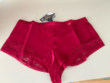 M & S Rosie For Autograph