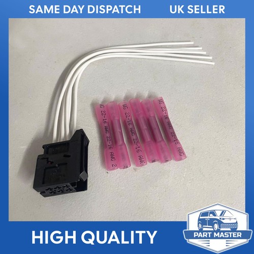 Rear tail light connector - rear,