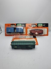 Vintage Life-Like Trains HO Scale Freight Cars 2 Are On The Correct Bubble Cards