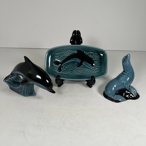 Poole pottery seal dolphin - poole,
