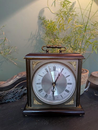 Vintage metamec quartz mantel - vintage,
