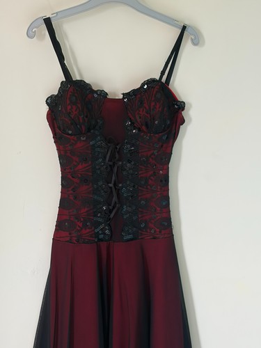 Gothic red black - red,