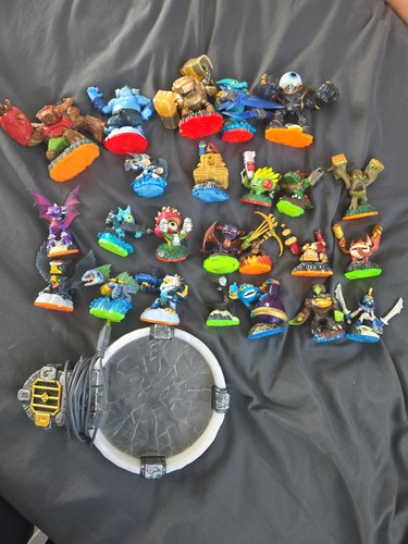 Skylander bundle total - bundle, in
