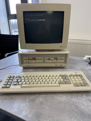 Amstrad pc1512 vintage pc - dd,